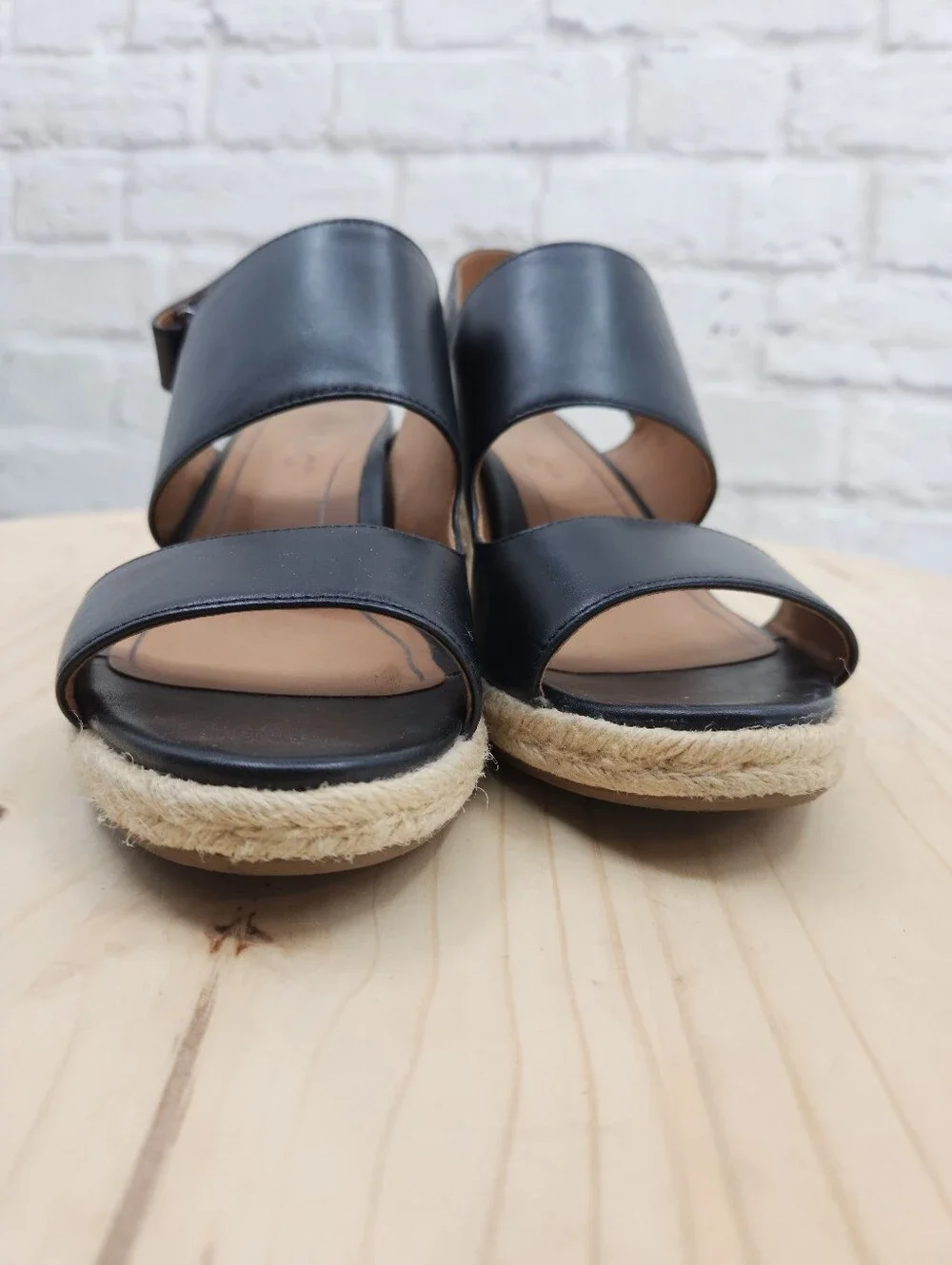 Vionic Brooke Wedge Sandal Size 7.5 Black Leather Espadrille Slingback